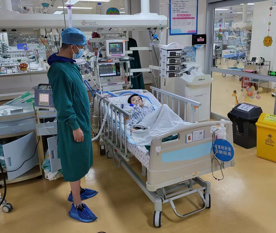 寻甸跨省救护车出租公司